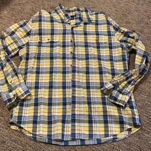 Men’s Gap Button Down Shirt